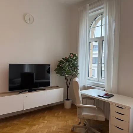 Stilvolles Zentrales Apartment Im Schoensten Bezirk Wiens - Free Parking Exterior photo